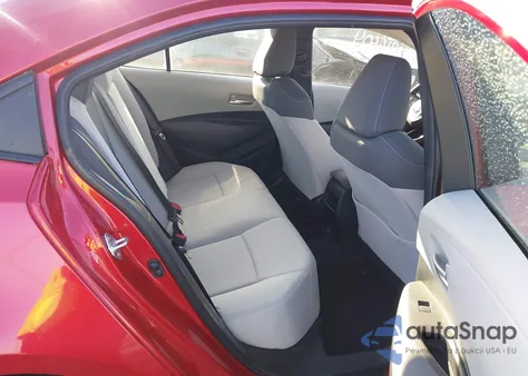 2021 Toyota Corolla Le z USA, uszkodzony, nr VIN JTDEPMAE7MJ163666